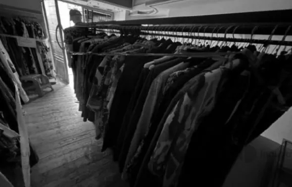 1#10166 Capi di abbigliamento e tessuti