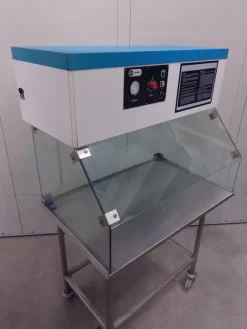 CAPPA A FLUSSO LAMINARE VERTICALE-PBI (COD. LAB-CAP-32)