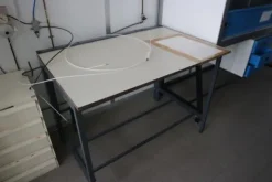 33#2717 Cappa Gelaire e arredi laboratorio