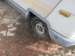 2#6535 Caravan Fiat