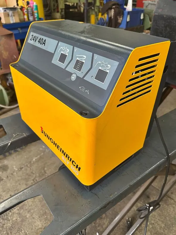 Carica batteria Jungheinrich 24V 40A