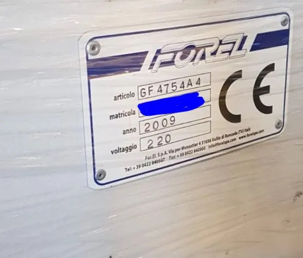 carica gas nella prouzione vetri termici.