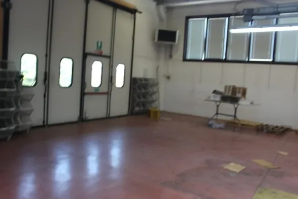 5#7094 Carrelli e banchi da lavoro