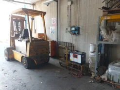 7#7923 Carrelli elevatori e lavapavimenti