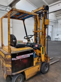 7#7923 Carrelli elevatori e lavapavimenti