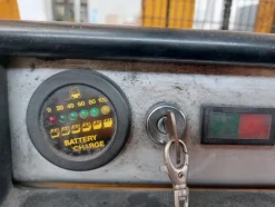 7#7923 Carrelli elevatori e lavapavimenti