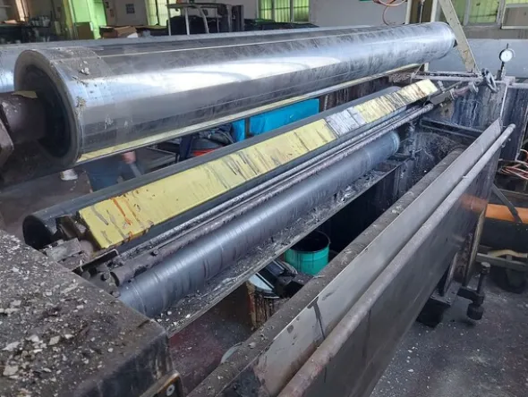 1#7932 Carrelli elevatori e pellami finiti