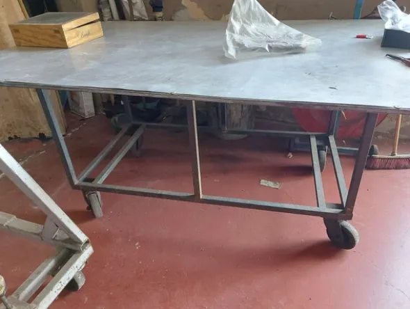 1#7932 Carrelli elevatori e pellami finiti