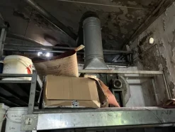 1#7932 Carrelli elevatori e pellami finiti
