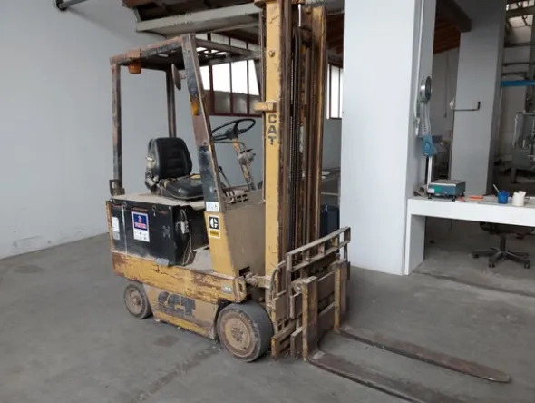 4#7822 Carrelli elevatori e transpallet