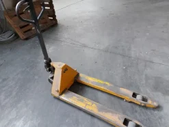 4#7822 Carrelli elevatori e transpallet