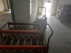 29#7675 Carrelli elevatori OM e attrezzatura