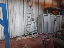 29#7675 Carrelli elevatori OM e attrezzatura