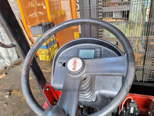 10#9286 Carrelli elevatori Rainero RH53 e RH45