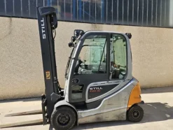 3#8563 Carrello elettrico STILL