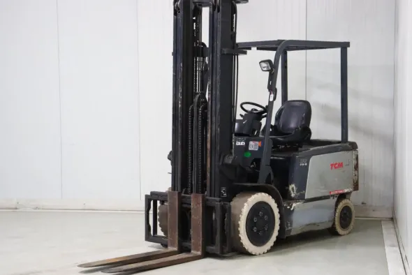 CARRELLO ELEVATORE