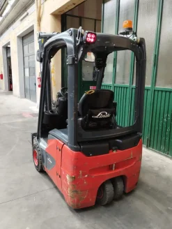 CARRELLO ELEVATORE