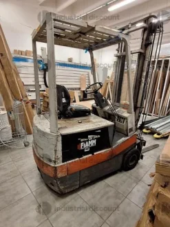 5#10103 Carrello elevatore