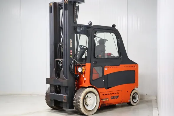CARRELLO ELEVATORE