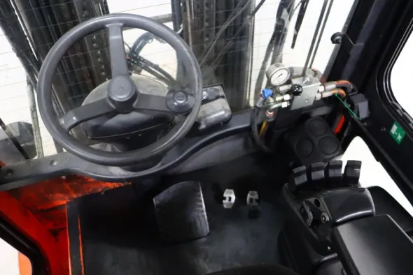 CARRELLO ELEVATORE