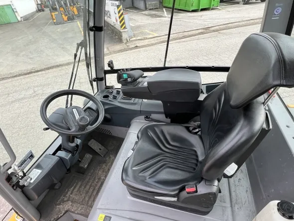 CARRELLO ELEVATORE