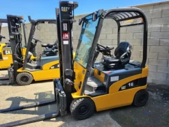 6#8046 Carrello elevatore Cat EP 16 N