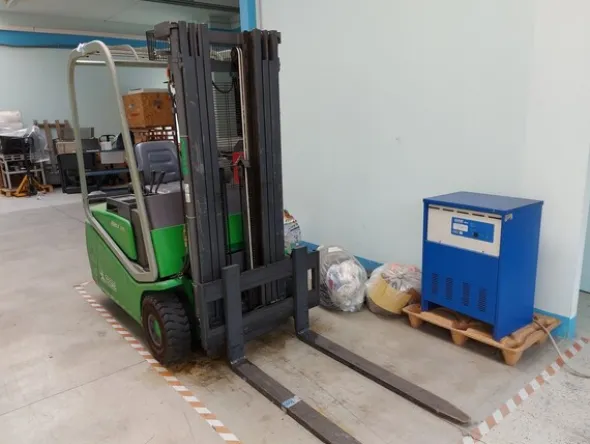 2#7826 Carrello elevatore Cesab