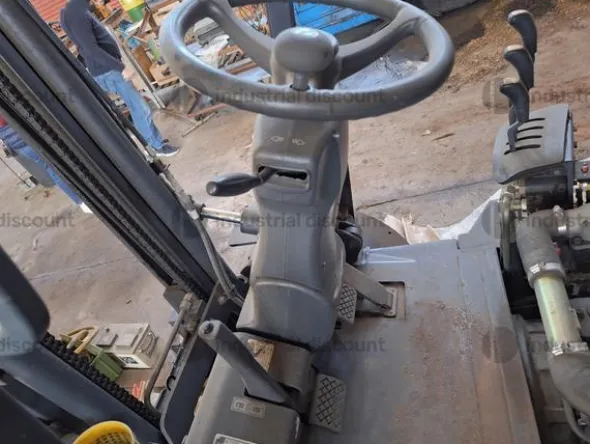 17#10019 Carrello elevatore Doosan D25S