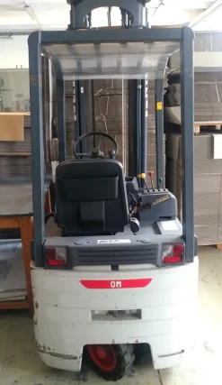 CARRELLO ELEVATORE ELETTRICO