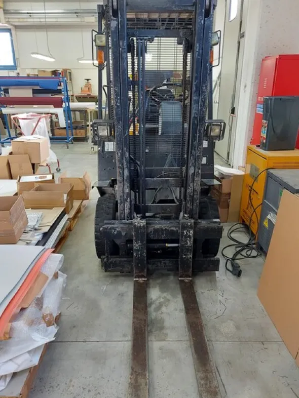 33#7341 Carrello elevatore elettrico Sumitomo Yale FB15P