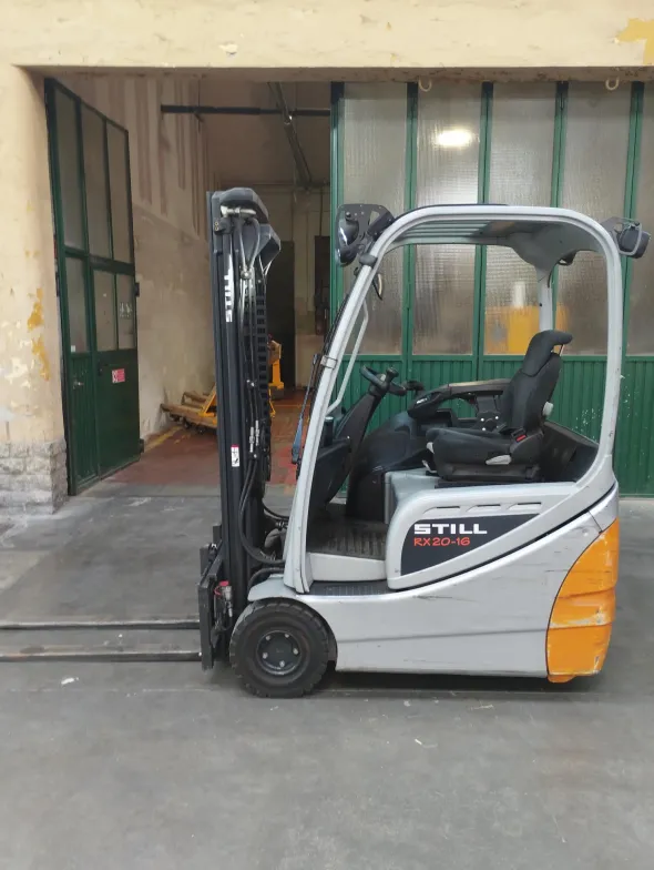 CARRELLO ELEVATORE ELETTRICO