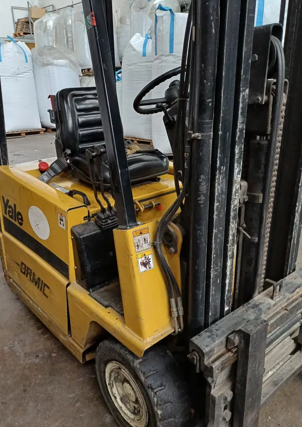 CARRELLO ELEVATORE ELET. YALE ERP15RCF