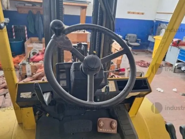 4#8903 Carrello elevatore Hyster