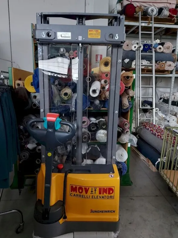 80#8109 Carrello elevatore Jungheinrich