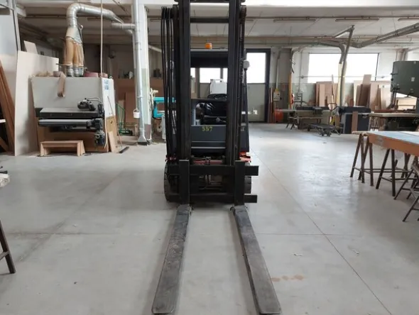 4#8426 Carrello elevatore Lugli