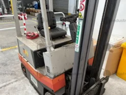 2#9557 Carrello elevatore Marca OM Mod. E15N