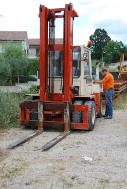 CARRELLO ELEVATORE NISSAN