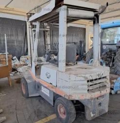 20#10019 Carrello elevatore OM