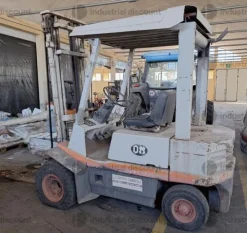 20#10019 Carrello elevatore OM