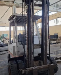 20#10019 Carrello elevatore OM
