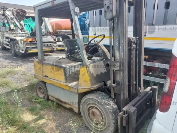 4#9578 Carrello elevatore OM