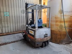 3#9641 Carrello elevatore OM