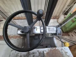 3#9641 Carrello elevatore OM