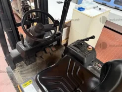 10#9009 Carrello elevatore OM
