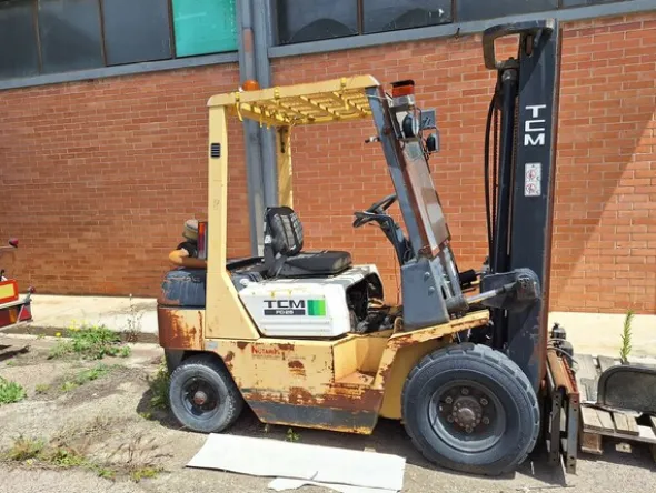 17#8350 CARRELLO ELEVATORE TCM FD 25