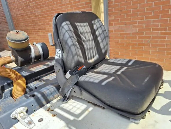 17#8350 CARRELLO ELEVATORE TCM FD 25