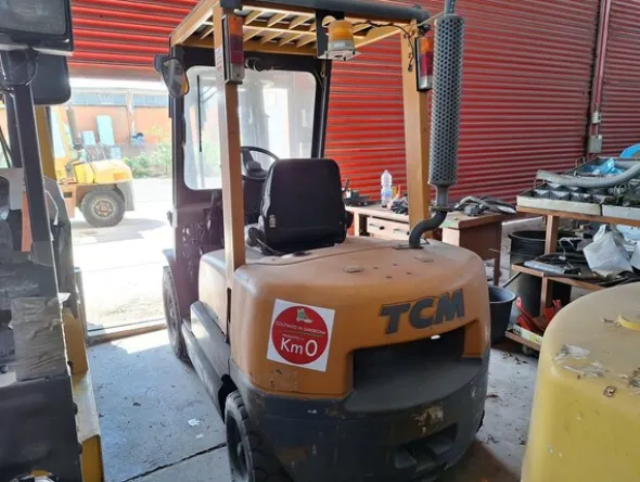 3#8350 CARRELLO ELEVATORE TCM FDZ5T