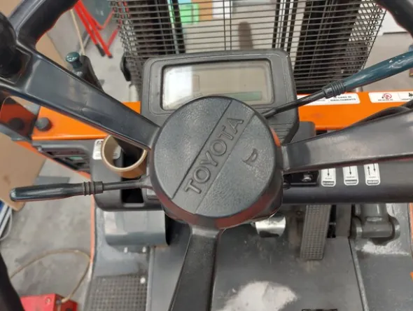 3#7847 Carrello elevatore Toyota e transpallet