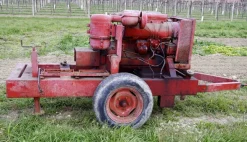 CARRELLO per servizi vari con MOTORE OM 40