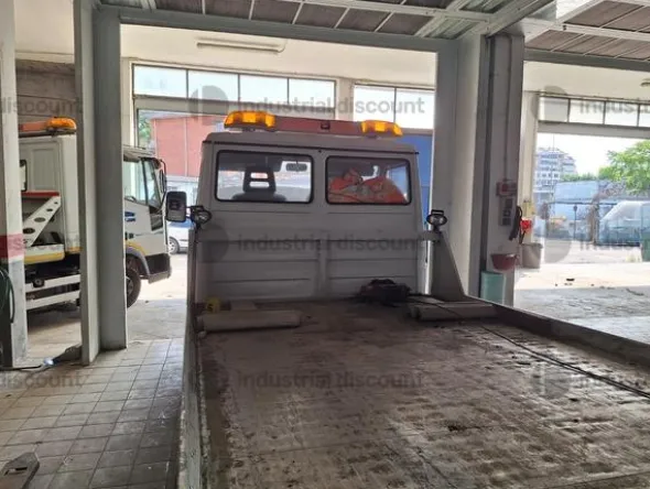 2#9294 Carroattrezzi Iveco Daily